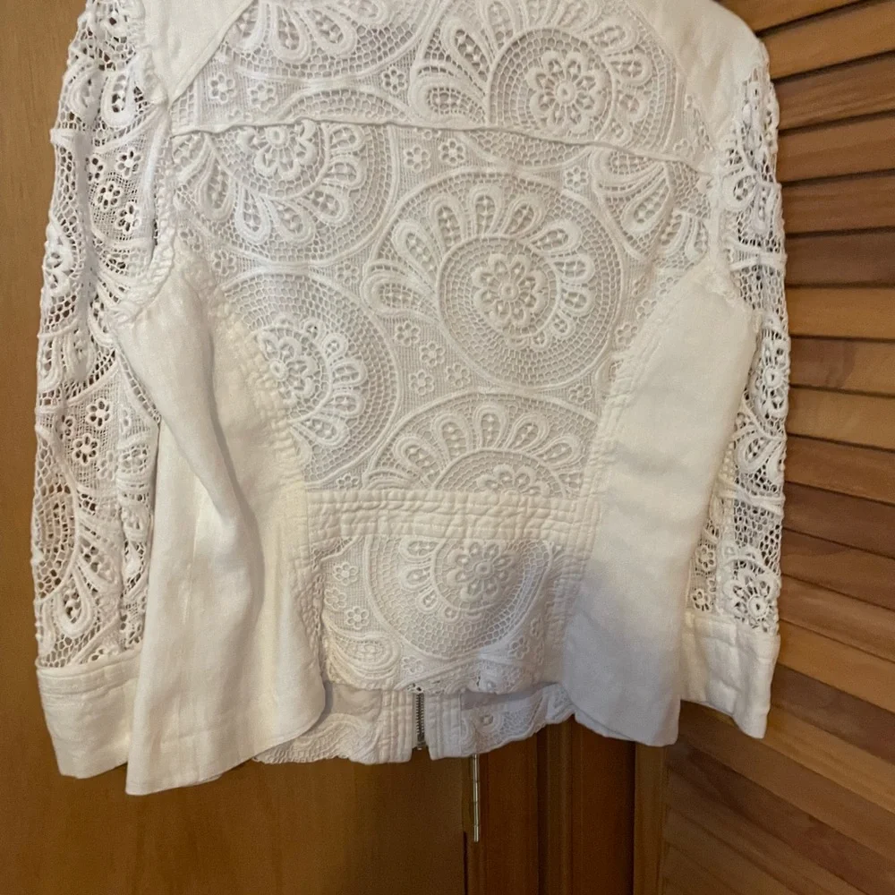 Lace jacket - Picture 2 of 3
